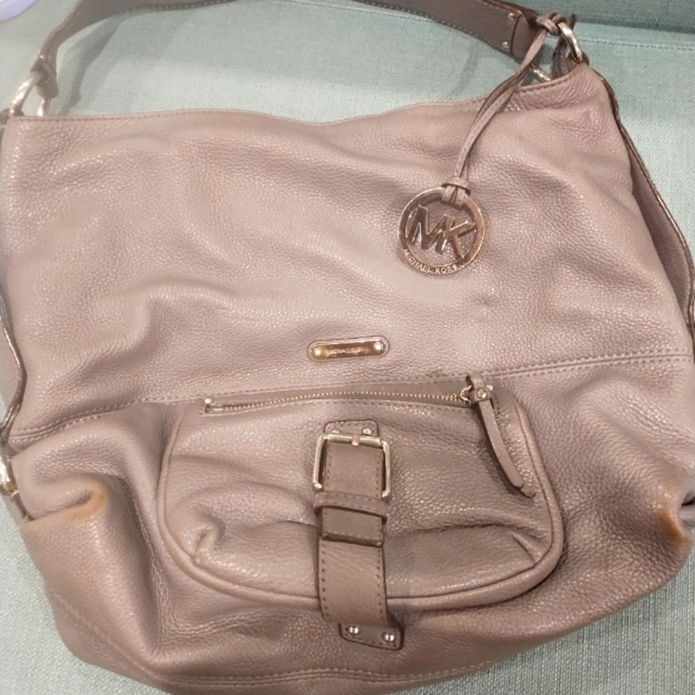 Michael Kors Gray Leather Shoulder Bag